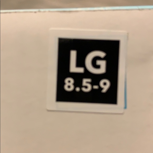 Isotoner Women’s Microsuede Hoodback Slippers - Picture 8 of 12